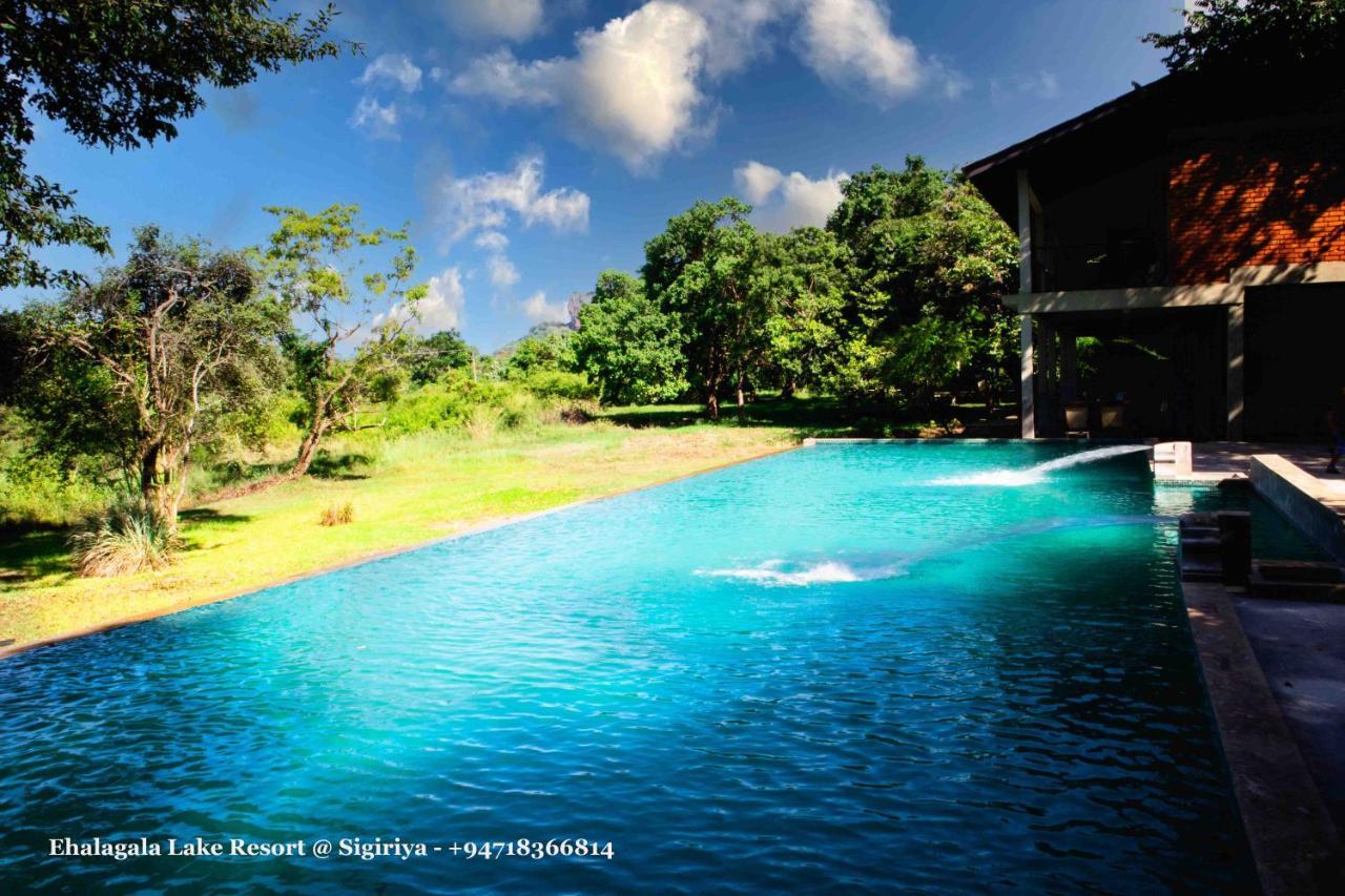 Ehalagala Lake Resort Sigiriya Exterior photo
