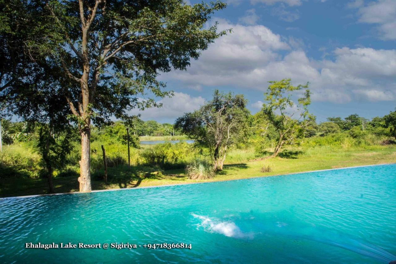 Ehalagala Lake Resort Sigiriya Exterior photo